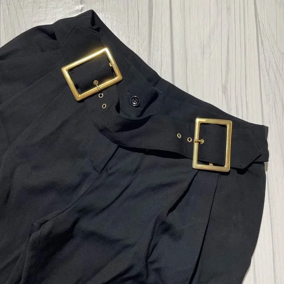 ❣️CLEAROUT❣️ Dolce & Gabbana Cuffed Paper Bag Pants - Picture 2 of 7